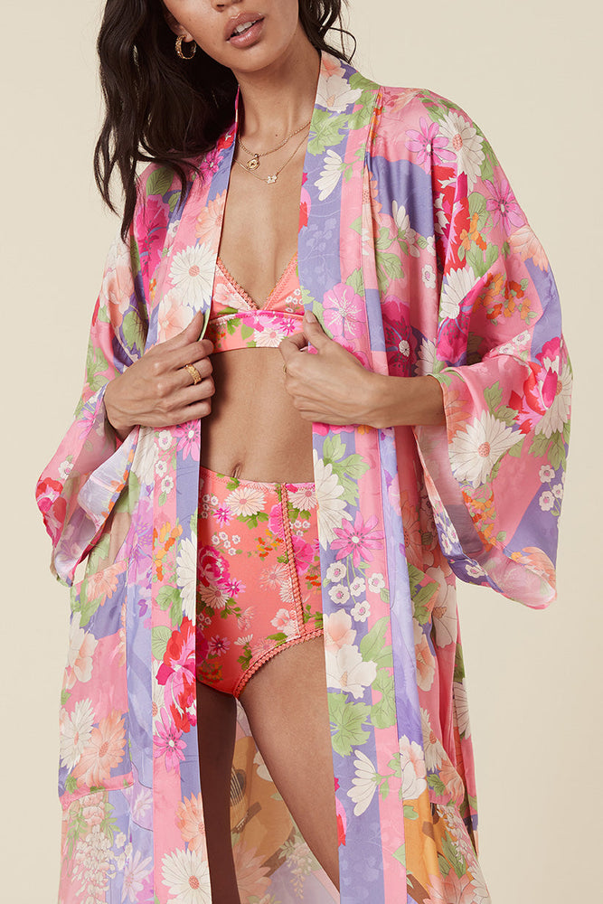 Carrie Robe